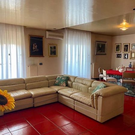 Casa Mariella Apartment Monopoli Bagian luar foto